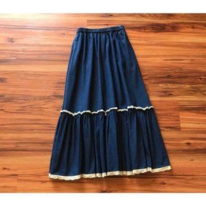 Vintage 80s 90s tiered denim lace trim cottage core prairie maxi skirt
